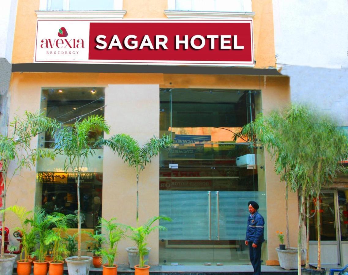Sagar Hotel Just 5 Min From Golden Temple Amritsar Eksteriør billede