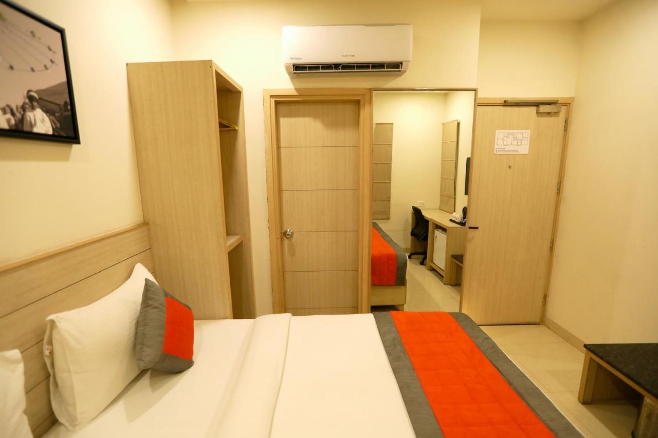 Sagar Hotel Just 5 Min From Golden Temple Amritsar Eksteriør billede