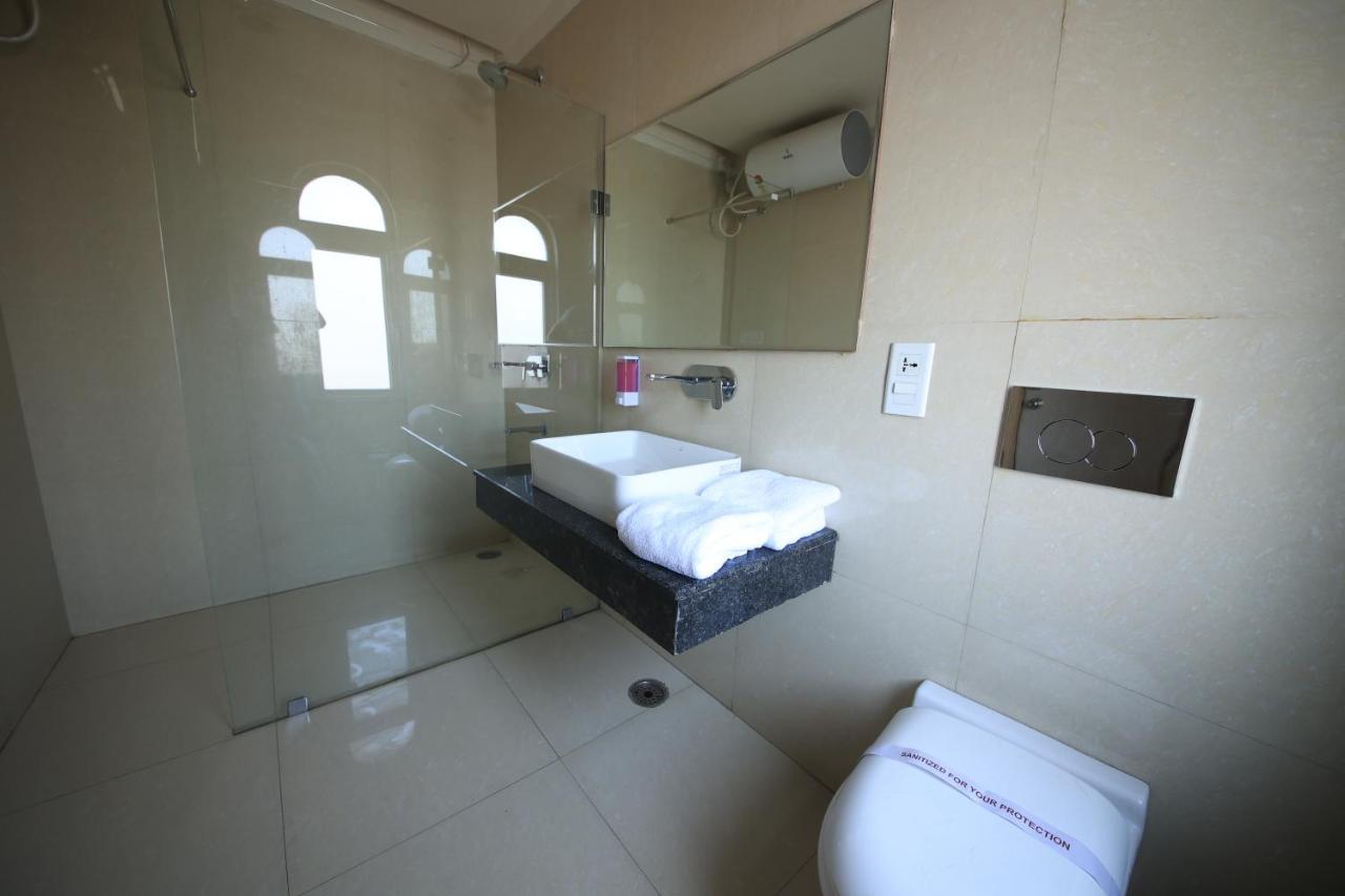 Sagar Hotel Just 5 Min From Golden Temple Amritsar Eksteriør billede