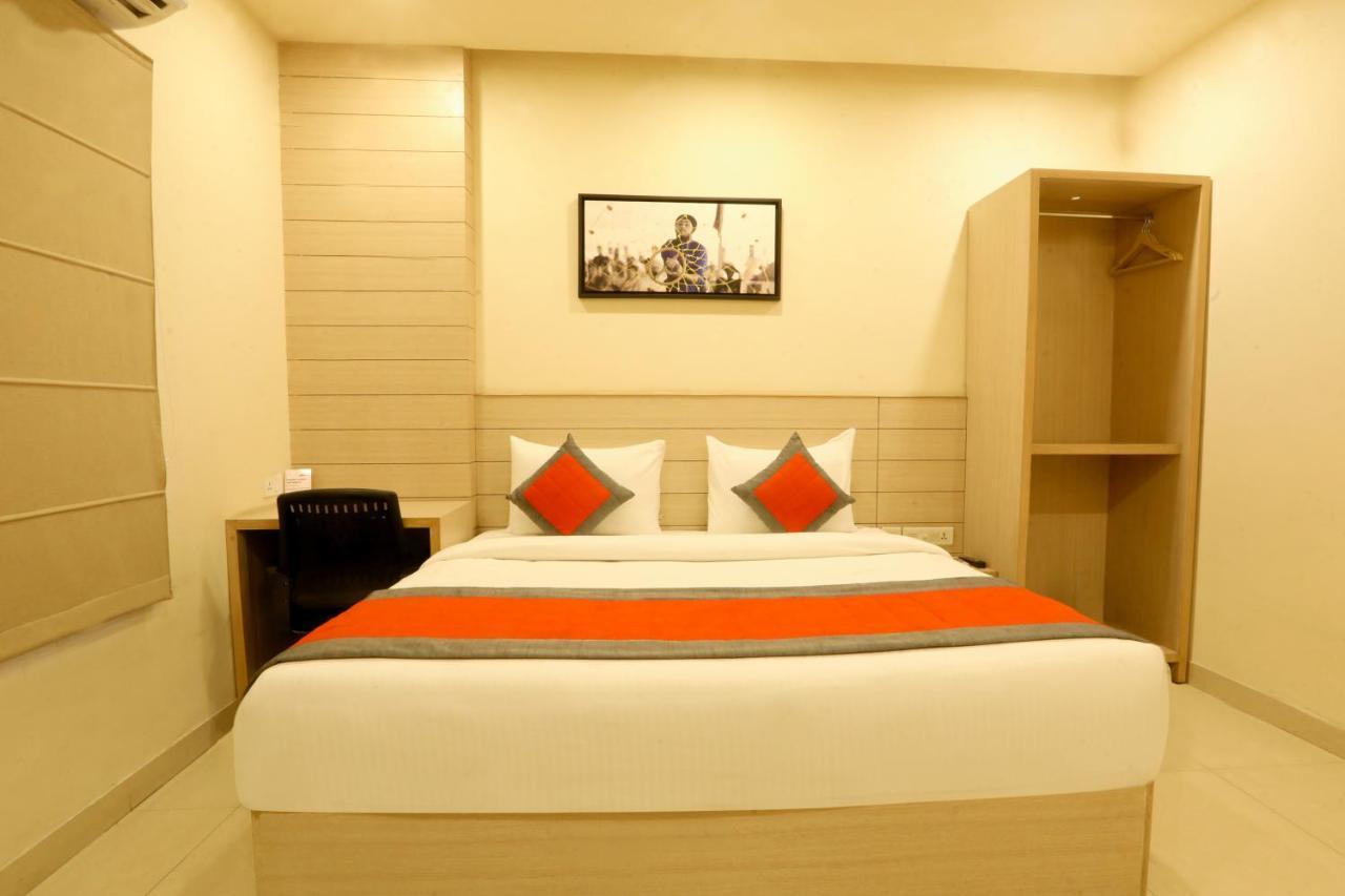 Sagar Hotel Just 5 Min From Golden Temple Amritsar Eksteriør billede