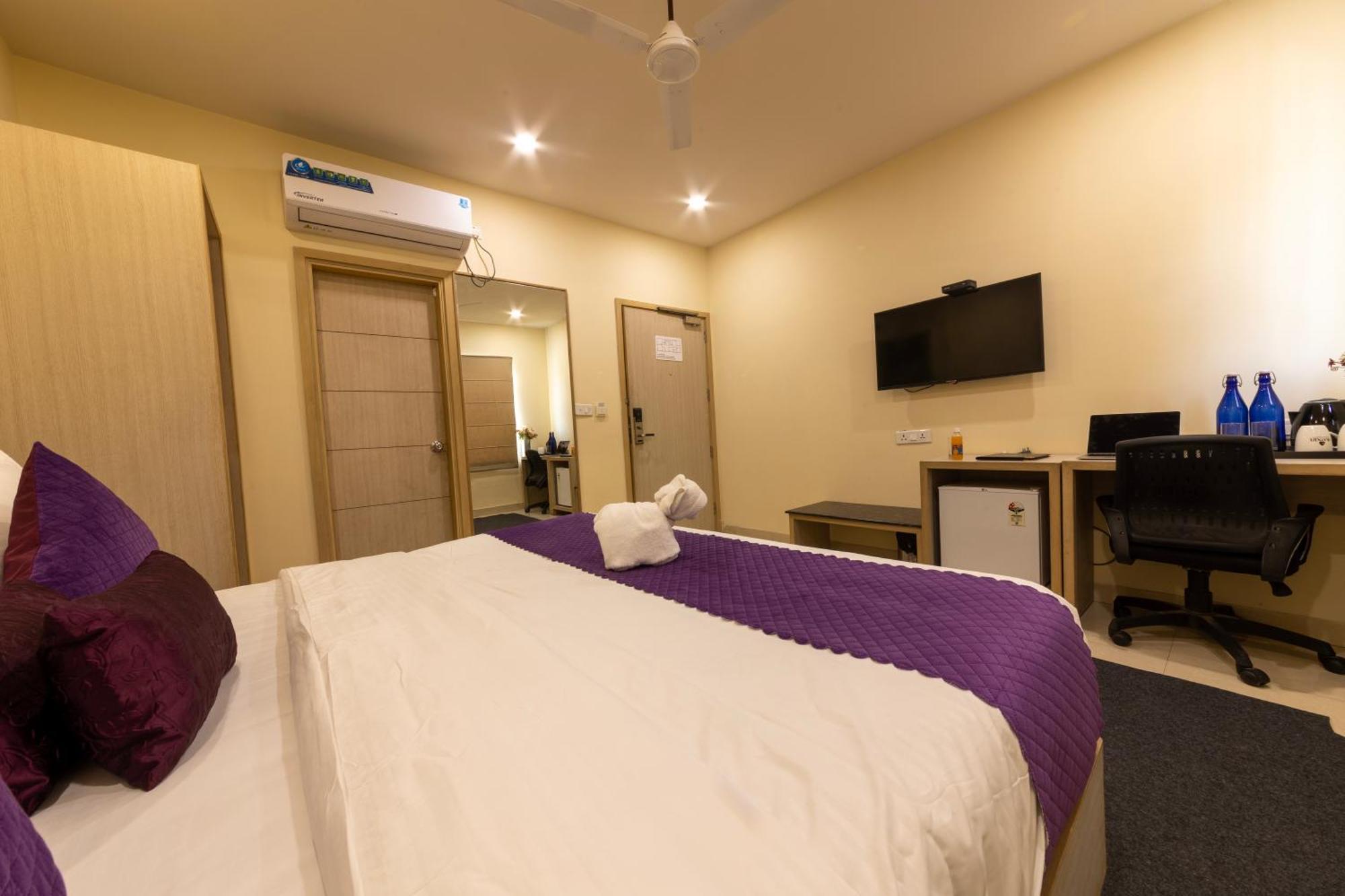 Sagar Hotel Just 5 Min From Golden Temple Amritsar Værelse billede